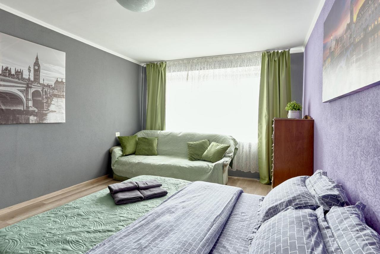 B11-35 NEW TWO SEPARATE BEDROOMS IN CENTER CITY- BALCONNY WITH EXCELLENT VIEW ON GULLIVER MALL - PALACE OF SPORTS - Baseina Street, 11 Kiew Exterior foto