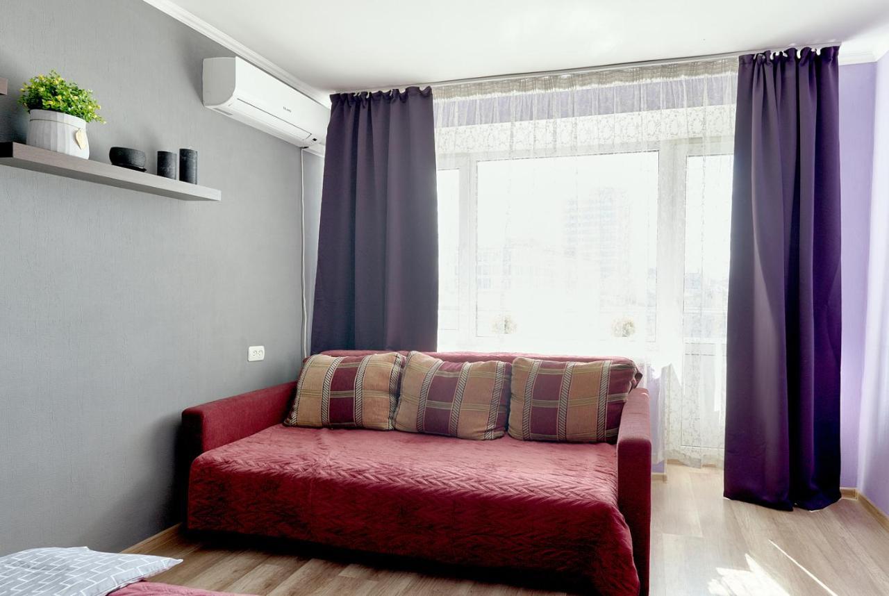 B11-35 NEW TWO SEPARATE BEDROOMS IN CENTER CITY- BALCONNY WITH EXCELLENT VIEW ON GULLIVER MALL - PALACE OF SPORTS - Baseina Street, 11 Kiew Exterior foto