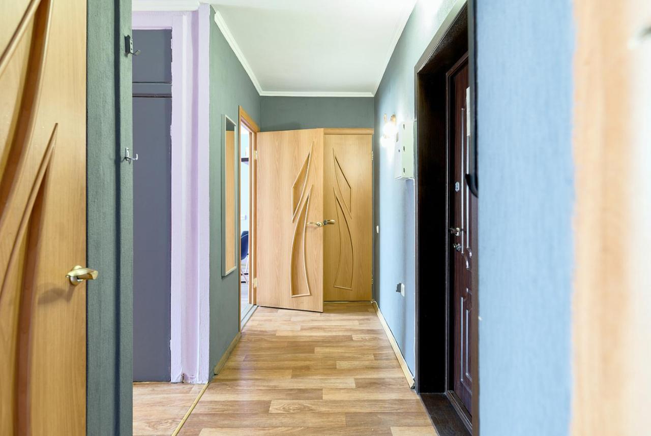 B11-35 NEW TWO SEPARATE BEDROOMS IN CENTER CITY- BALCONNY WITH EXCELLENT VIEW ON GULLIVER MALL - PALACE OF SPORTS - Baseina Street, 11 Kiew Exterior foto